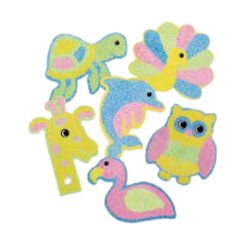 Sand Stickers Marca Galt es un Kit  de Manualidades para niños y niñas de 5 años. Desarrollo de habilidades motrices